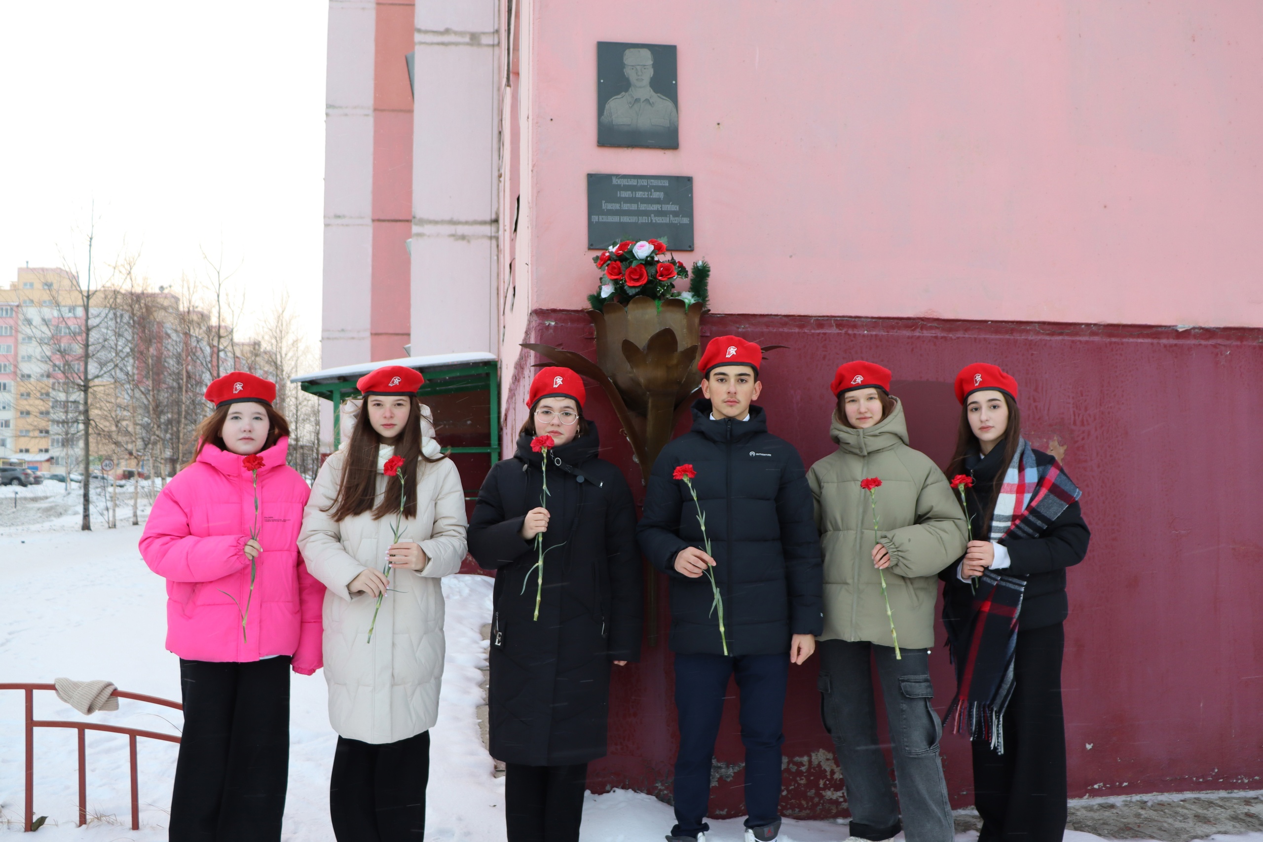 3 декабря - День неизвестно солдата. Радиолинейка..