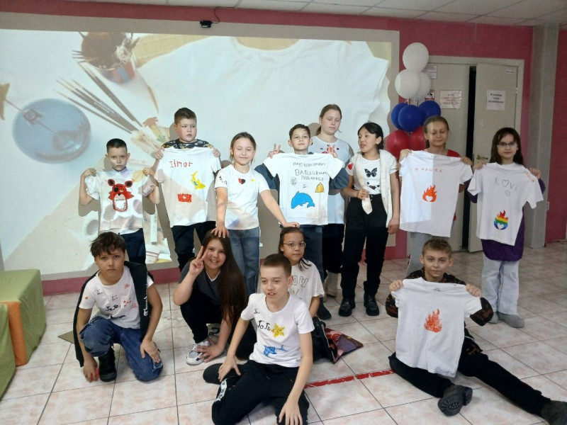 Мастер - класс по росписи футболок.